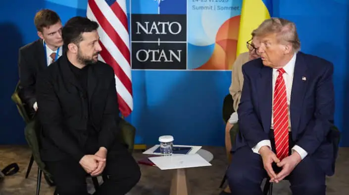 Трамп тимчасово відновлює військову підтримку України: що стоїть за рішенням і якою буде позиція США далі