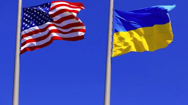 Кремль реагує на “паузу” в американській допомозі Україні: що заявили у Москві